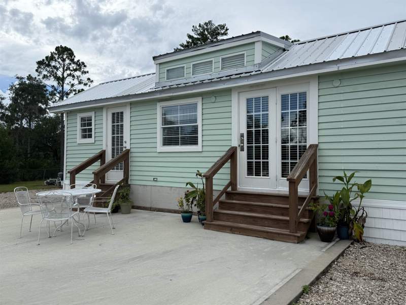 3 bedroom ManufacturedHome at 15263 E Royal Oak Drive, Dune Hammocks Sub, Keaton Beach — photo 3