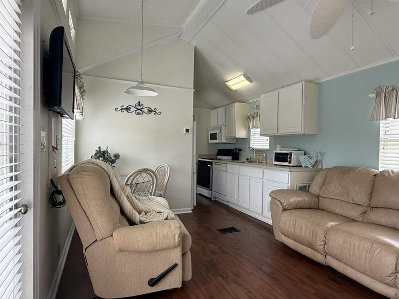 3 bedroom ManufacturedHome at 15263 E Royal Oak Drive, Dune Hammocks Sub, Keaton Beach — photo 5