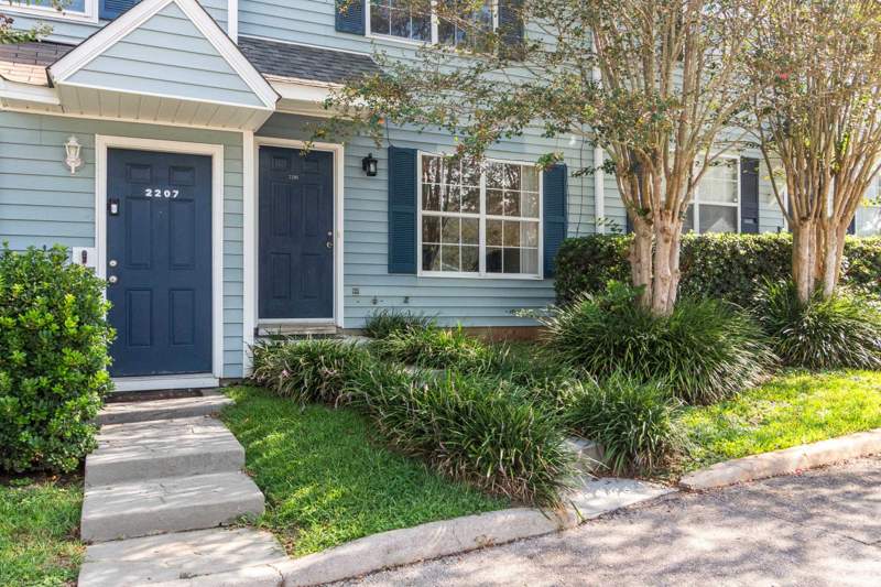 2 bedroom Townhouse at 2205 Timberwood Circle, Timbers The, Tallahassee — photo 2