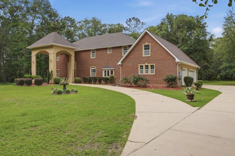 4 bedroom Detached at 7861 Parliament Court, Northshire Replat Unrec, Tallahassee — photo 2