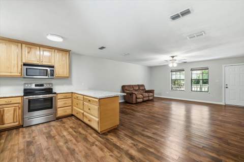104 Millwood Drive, Havana FL - photo 11 of 33