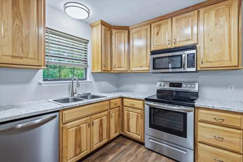 104 Millwood Drive, Havana FL - photo 8 of 33