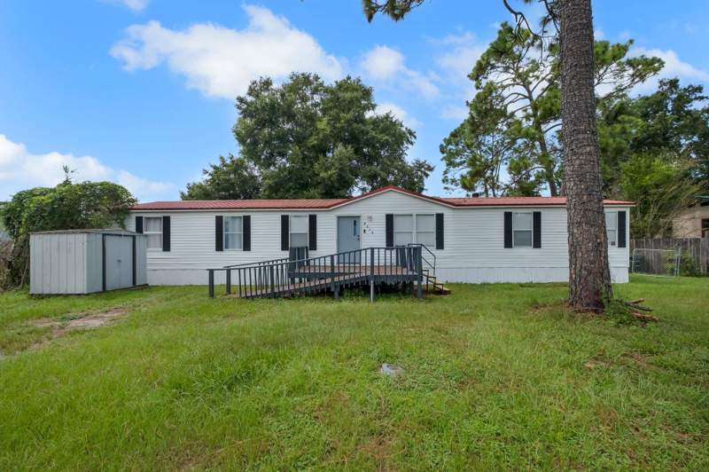 4 bedroom ManufacturedHome at 8316 Pin Oak Road, The Forest, Tallahassee — photo 2