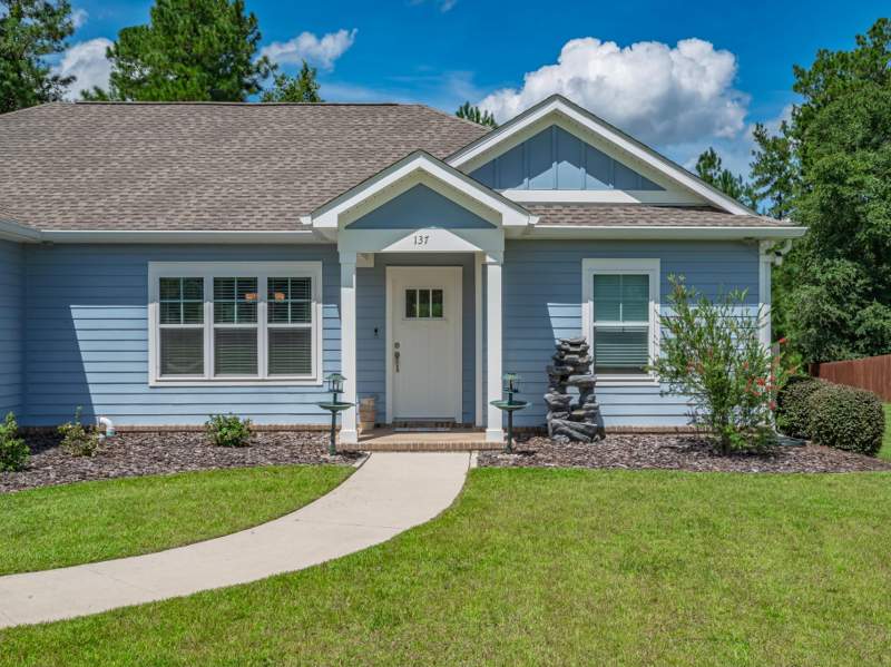 3 bedroom Detached at 137 Nandina Way, The Flowers Phase 1, Crawfordville — photo 2
