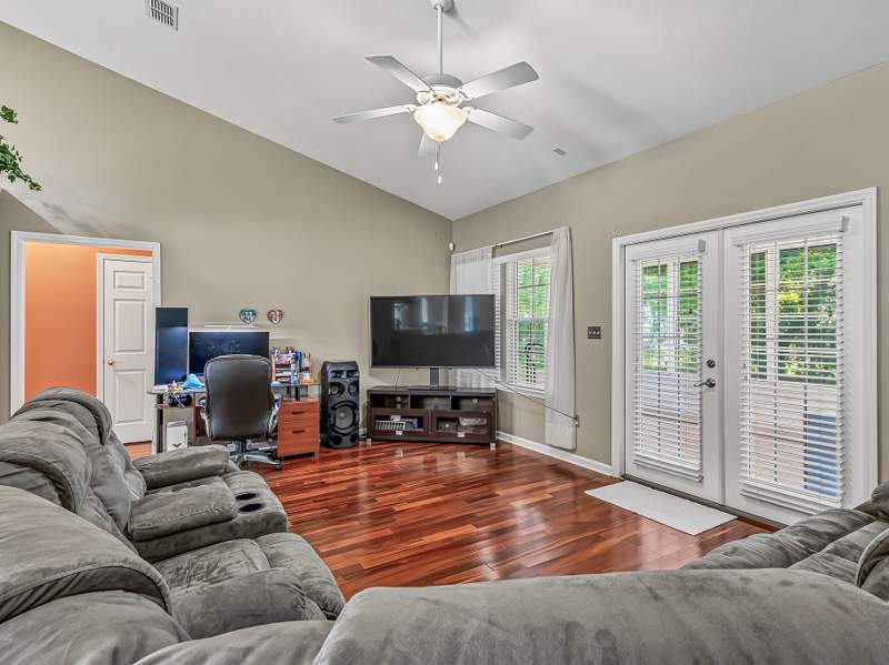 4 bedroom Detached at 43 Nuthatch Trail, Songbird, Crawfordville — photo 5