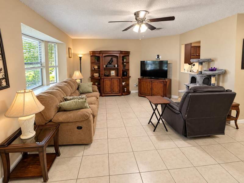 2 bedroom Townhouse at 2371 Tina Drive, Victory Terrace, Tallahassee — photo 2