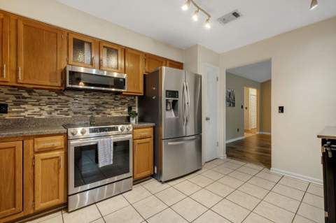 8381 Hunters Ridge Trail, Tallahassee FL - photo 14 of 43