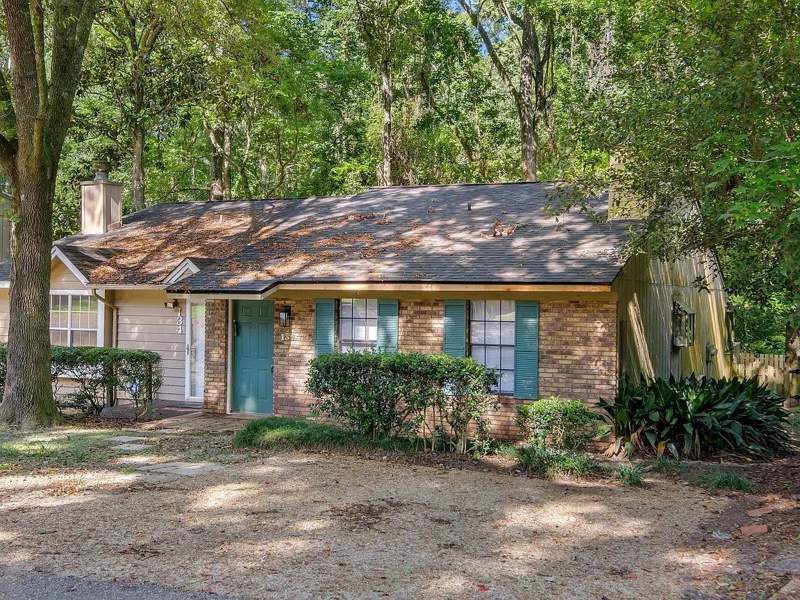 2 bedroom Townhouse at 136 W Whetherbine Way, Breckenridge On Park, Tallahassee — photo 2