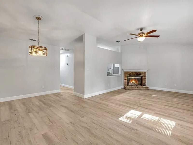 2 bedroom Townhouse at 136 W Whetherbine Way, Breckenridge On Park, Tallahassee — photo 3