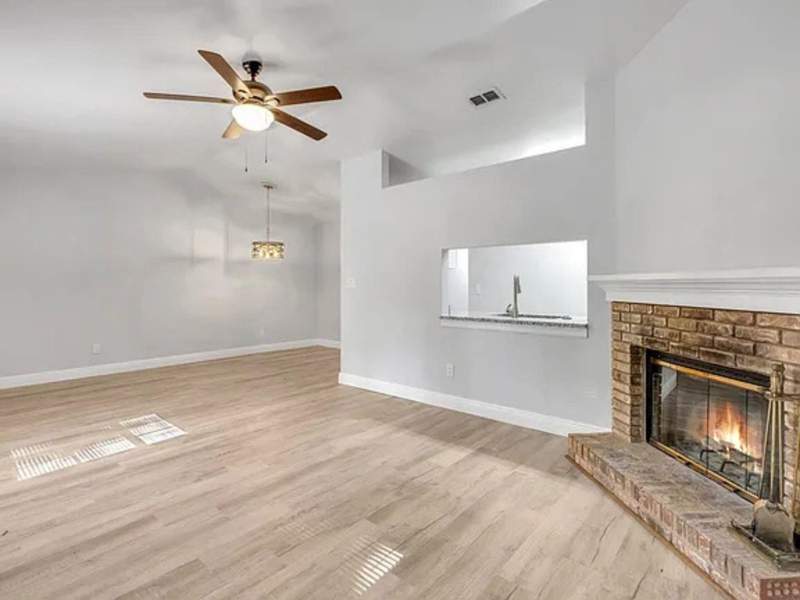 2 bedroom Townhouse at 136 W Whetherbine Way, Breckenridge On Park, Tallahassee — photo 4