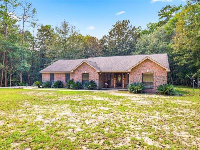 3 bedroom Detached at 3694 Tallavana Trail, Lake Tallavana, Havana — photo 2