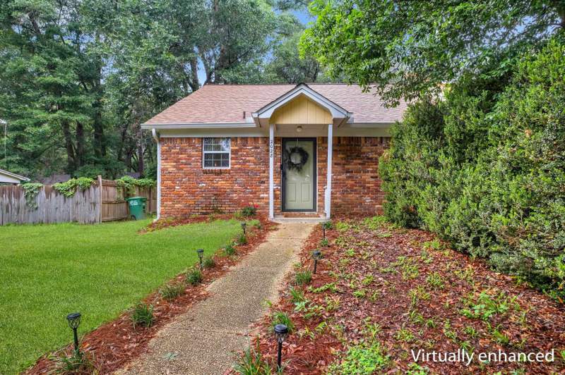 2 bedroom Townhouse at 2028 Canewood Court, Carrollwood Unrecorded, Tallahassee — photo 2