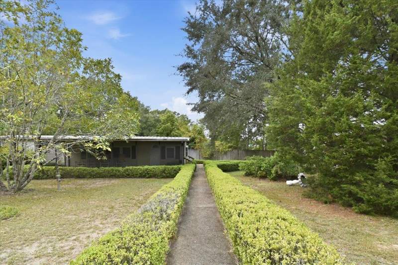 2 bedroom ManufacturedHome at 2336 Talley Lane, Plantation Of Tallahassee Peca, Tallahassee — photo 4