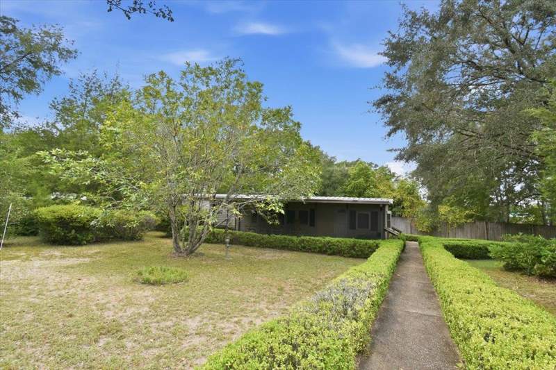 2 bedroom ManufacturedHome at 2336 Talley Lane, Plantation Of Tallahassee Peca, Tallahassee — photo 5