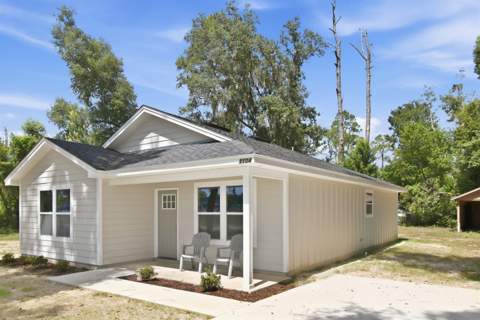 1104 E Veterans Drive, Perry FL - photo 12 of 56