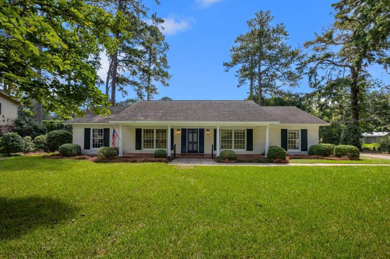 4 bedroom Detached at 701 North Ride, Durward, Tallahassee — photo 2