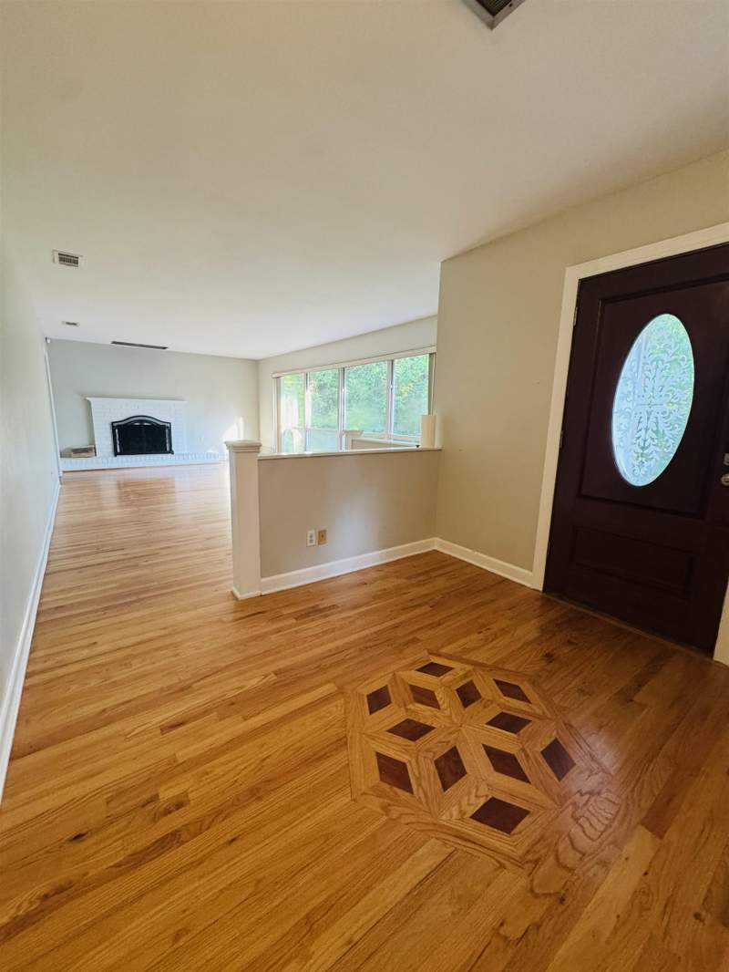 3 bedroom Detached at 1527 Argonne Road, Betton Hill, Tallahassee — photo 3
