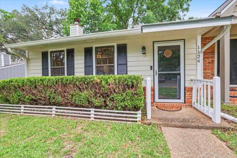 1124 Brafforton Drive, Tallahassee FL - photo 6 of 40