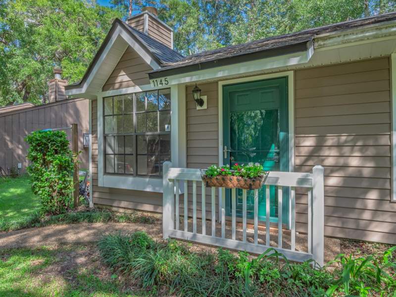 2 bedroom Townhouse at 1145 Brafforton Drive, Chases Ridge, Tallahassee — photo 2