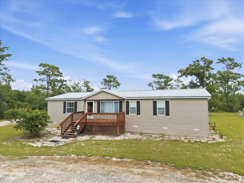 3 bedroom ManufacturedHome at 15670 Bonita Boulevard, Adams Beach Oaks, Perry — photo 2