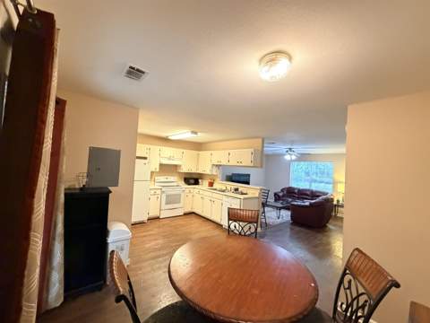2172 S Timberwood Circle, Tallahassee FL - photo 7 of 32