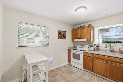 2696 Faringdon Drive, Tallahassee FL - photo 6 of 26
