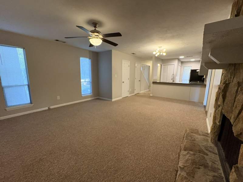 2 bedroom Townhouse at 1924 Hidden Valley, Hidden Valley Unrecorded, Tallahassee — photo 3