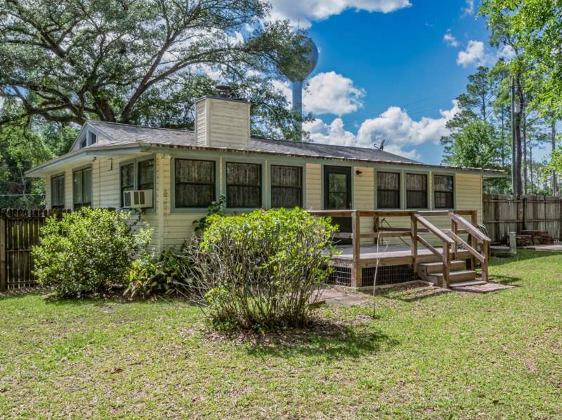 3 bedroom Detached at 71 Oak Street, Hudson Heights, Crawfordville — photo 3