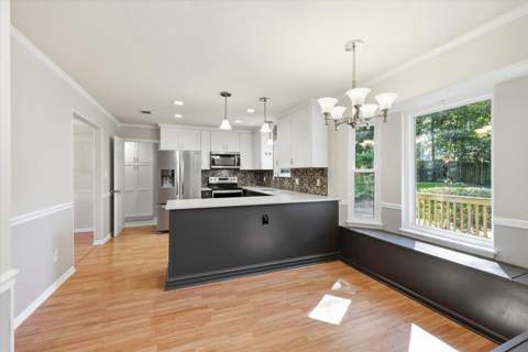 4489 Foxcroft Drive, Tallahassee FL - photo 12 of 47