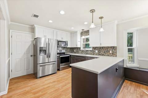 4489 Foxcroft Drive, Tallahassee FL - photo 13 of 47