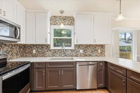 4489 Foxcroft Drive, Tallahassee FL - photo 16 of 47