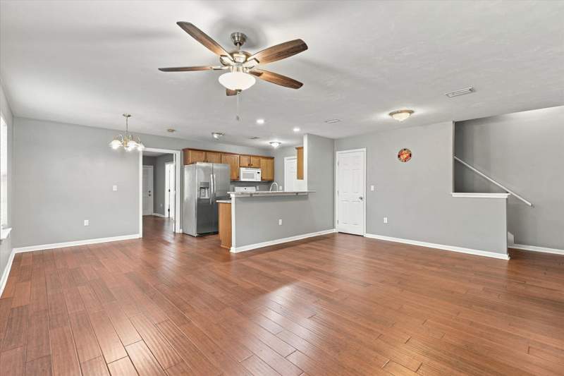 3 bedroom Townhouse at 2603 Chandalar Lane, Woodrun Garden Homes, Tallahassee — photo 5