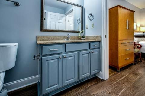 215 W College Avenue Unit 711, Tallahassee FL - photo 8 of 17