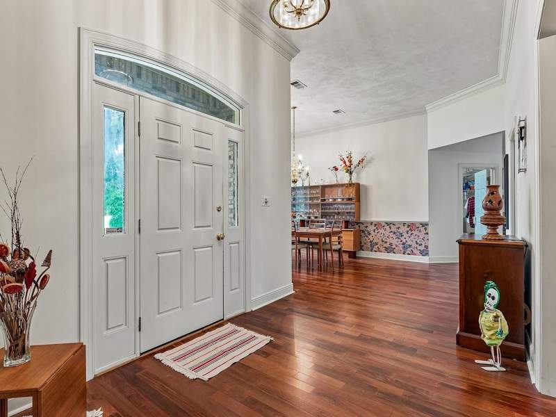 4 bedroom Detached at 214 Meadow Ridge Drive, Ox Bottom Manor, Tallahassee — photo 4