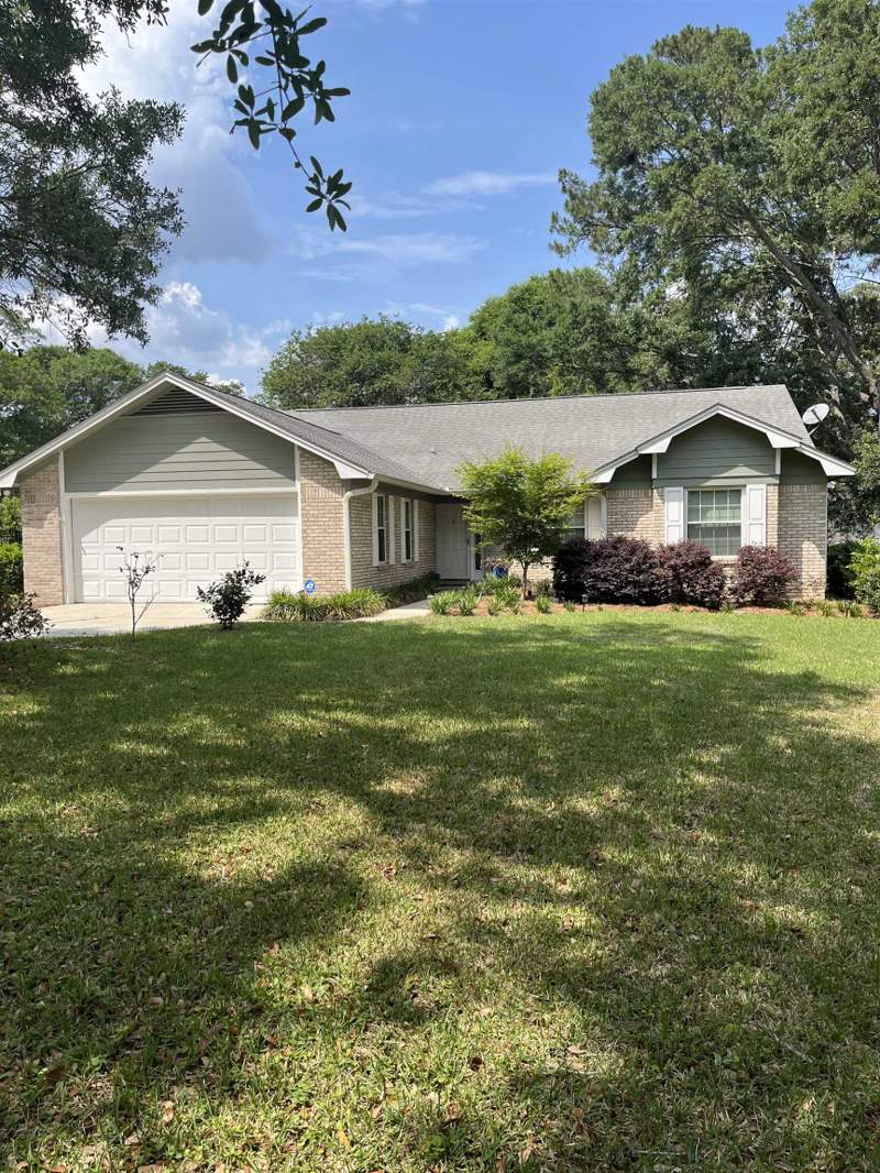 3 bedroom Detached at 4009 Kilmartin Drive, Killearn Estates, Tallahassee — photo 2