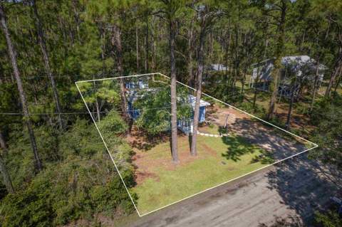 18 Suwannee Avenue, Panacea FL - photo 7 of 47
