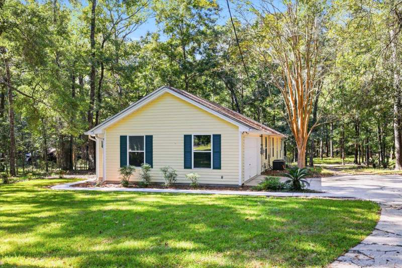 3 bedroom Detached at 4504 Louvinia Drive, Louvinia Hills, Tallahassee — photo 5