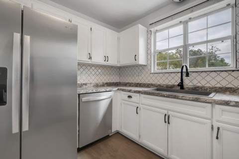 4416 Siesta Court, Tallahassee FL - photo 8 of 37