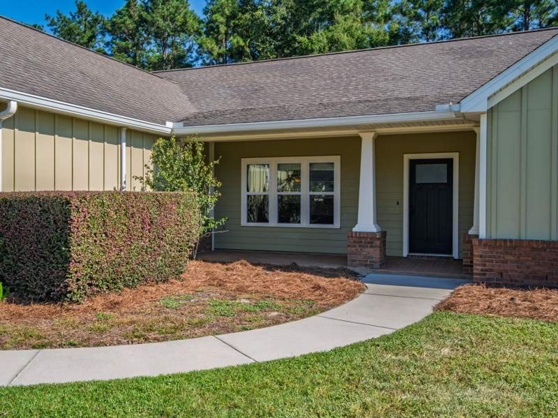 4 bedroom Detached at 215 Nandina Way, The Flowers, Crawfordville — photo 5
