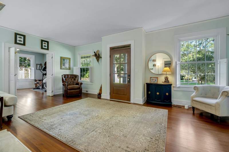 4 bedroom Detached at 517 Highland Avenue, Burmah Heights, Quincy — photo 3