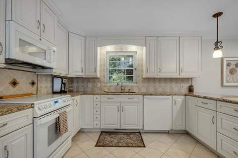 1308 Leewood Drive, Tallahassee FL - photo 18 of 70
