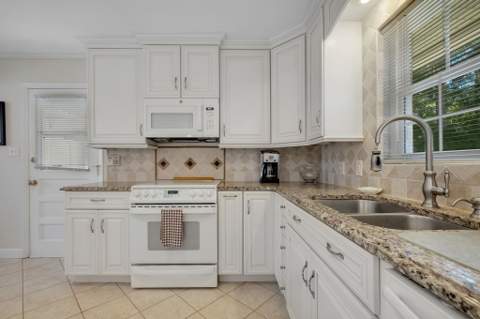 1308 Leewood Drive, Tallahassee FL - photo 20 of 70