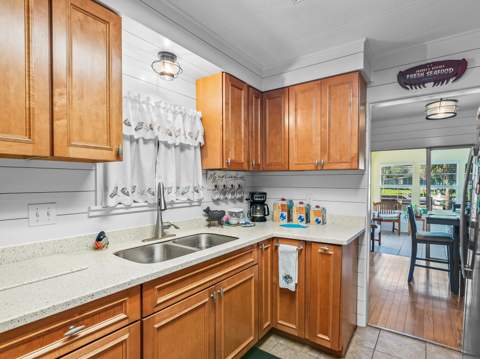 55 Connie Drive, Crawfordville FL - photo 10 of 68