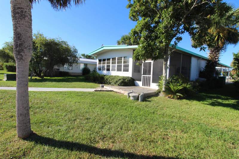 3 bedroom ManufacturedHome at 55 Connie Drive, Paradise Village Shell Point, Crawfordville — photo 3