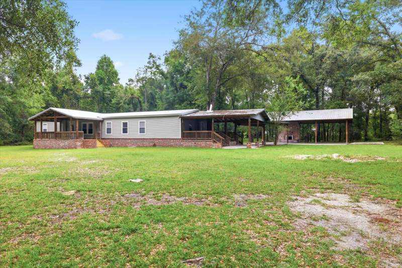 4 bedroom ManufacturedHome at 8721 Freedom Road, Tallahassee, Tallahassee — photo 3