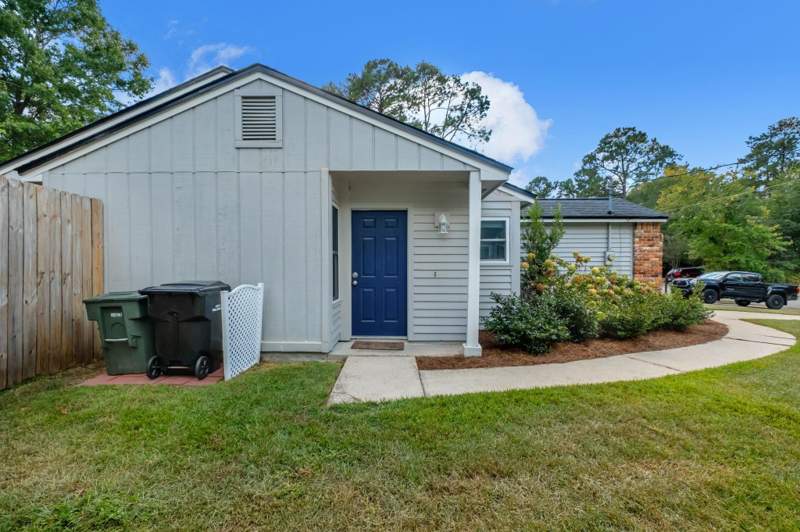 2 bedroom Townhouse at 3229 Mound Drive, Arbor Hill Patio Homes, Tallahassee — photo 3