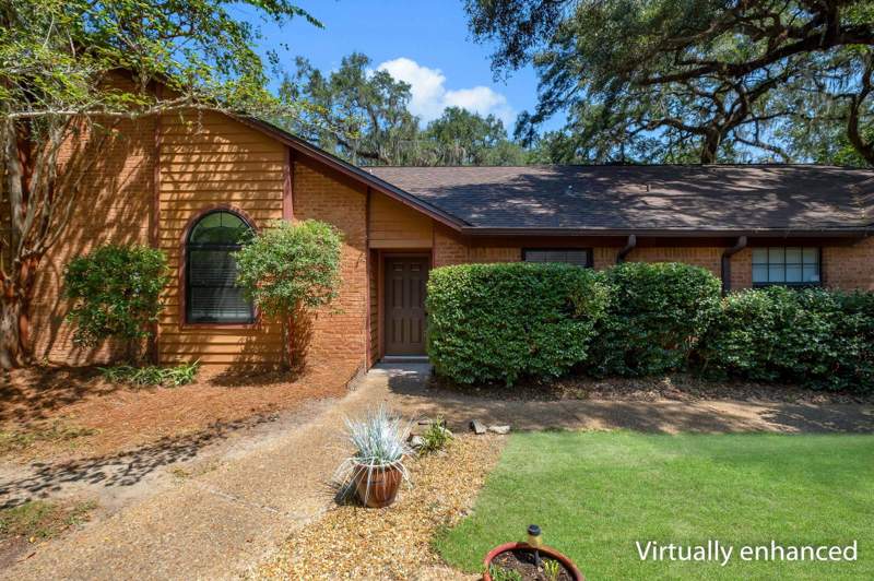 2 bedroom Townhouse at 4439 Stratfordshire Court, Kinsail, Tallahassee — photo 2