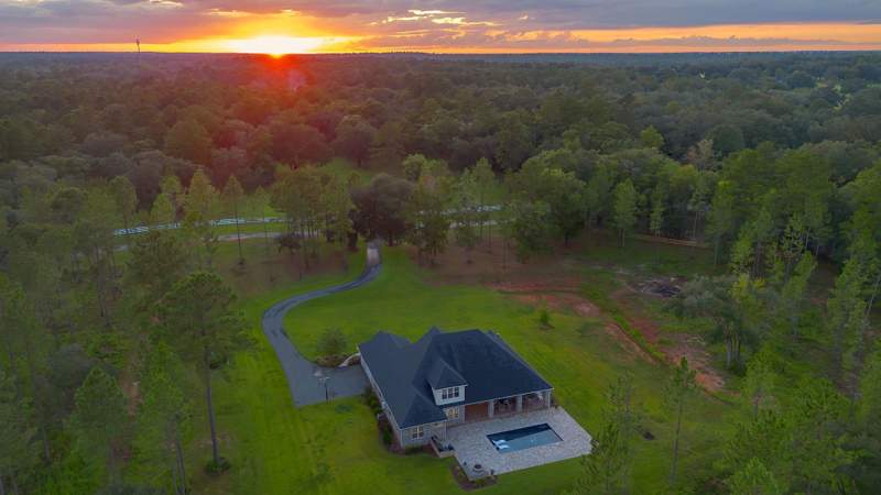 5 bedroom Detached at 9293 White Blossom Way, Magnolia Hills, Tallahassee — photo 2