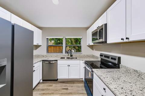 2128 Oxford Road, Tallahassee FL - photo 11 of 35