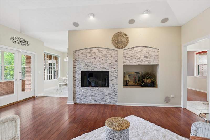 4 bedroom Detached at 10590 Valentine Road, Heartwood Hills, Tallahassee — photo 5